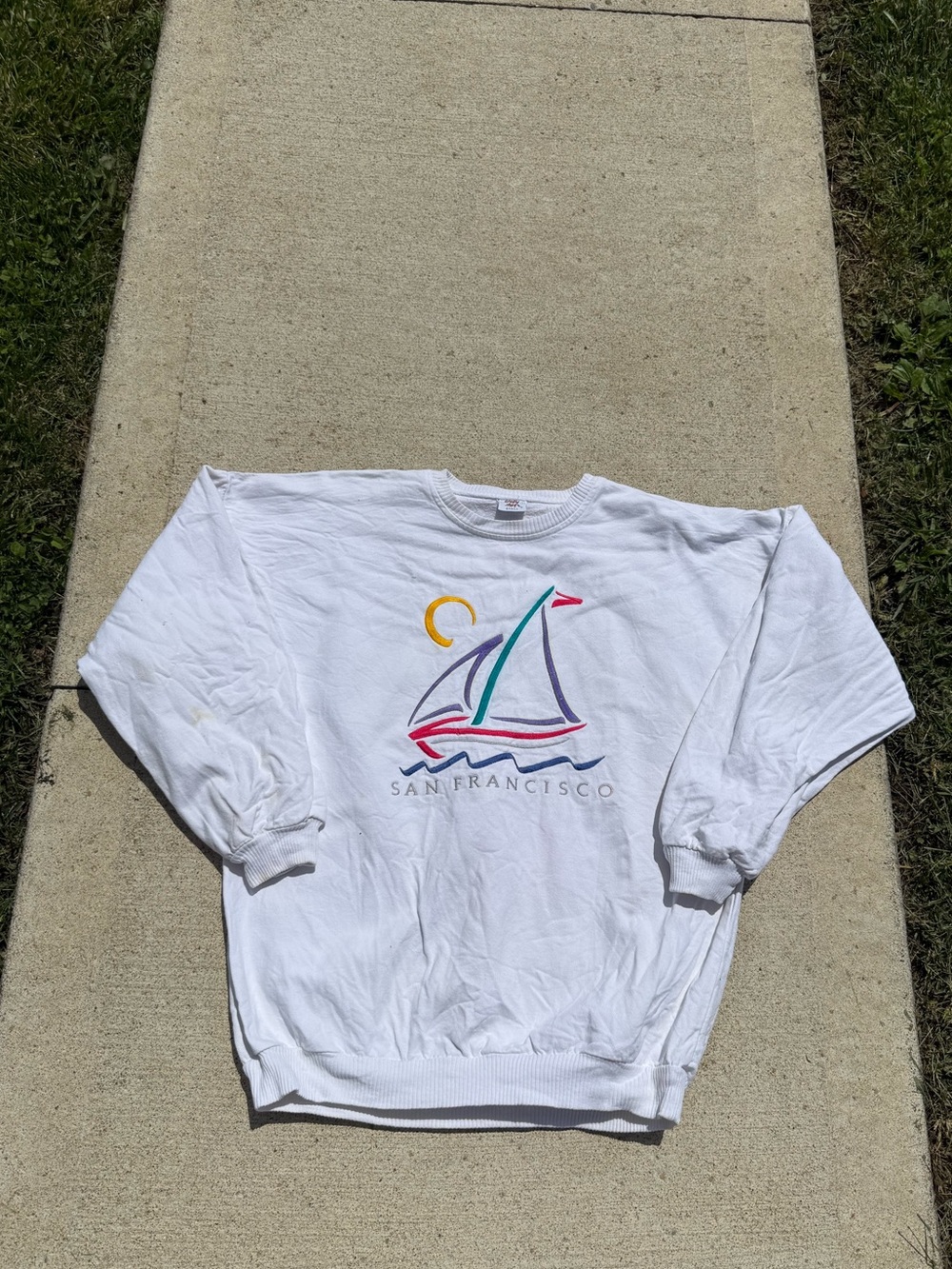 Vintage Summer San Francisco Embroidered Crewneck